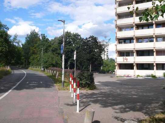 Geschmackvolle, gepflegte 2-Raum-Wohnung mit Einbauküche in Erlangen