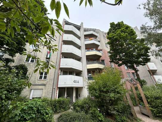 Erdgeschoss-Wohnung mit Terrasse und 2 Bädern wartet auf Sie!