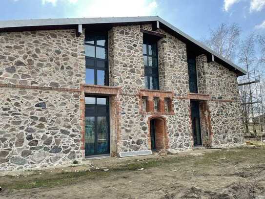 Erstbezug in historisch/ländlicher Idylle - 4-Raum Maisonette Wohnung mit Balkon WE 07