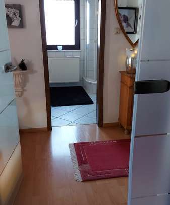 Sehr schöne Wohnung im 1. Stock: Ruhige Lage im Grünen