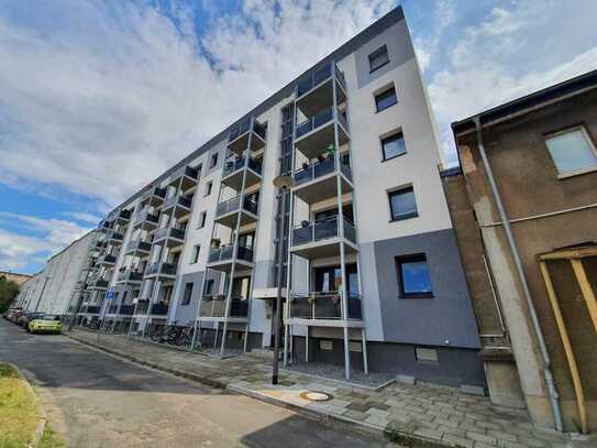 sonnige Dreiraumwohnung mit Balkon