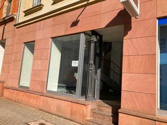 Laden mit Maisonette - Büro in Chemnitz an der Limbacher Straße mieten