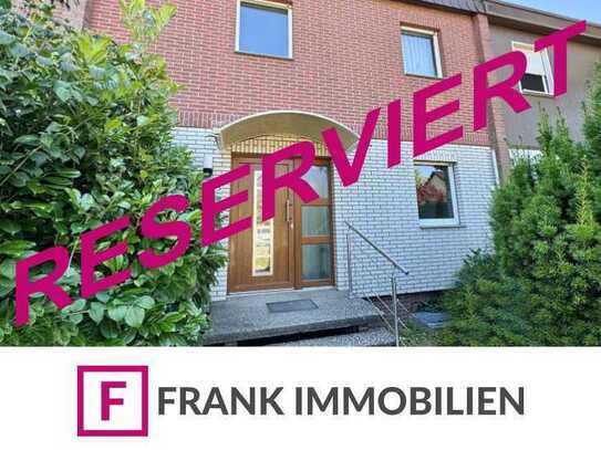 FRANK IMMOBILIEN - RESERVIERT - bezugsfrei, großzügig mit Potenzial! liebevolle Sanierung erbeten!