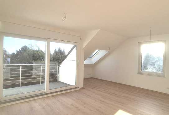 Ab sofort: KfW 40-Wohnung mit EBK, Loggia, PV und Erdwärme