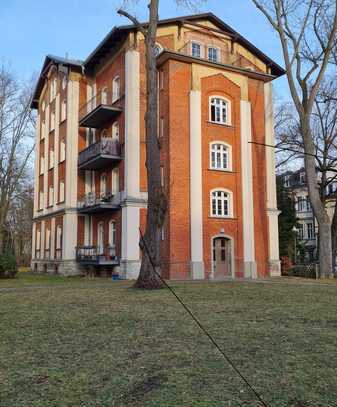 Wunderschöne DG Wohnung in Lichterfelde * Erstbezug *