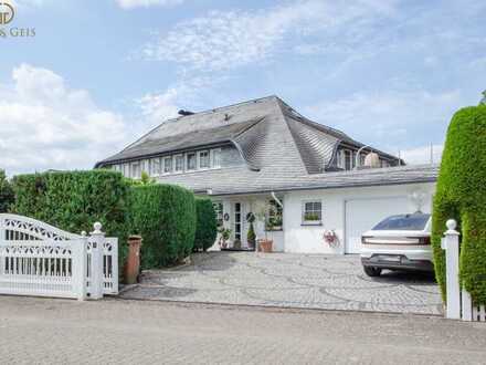 Falkenhardt: Exklusives Anwesen mit Swimmingpool in bester Lage!