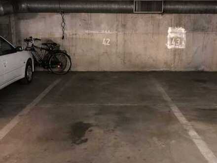 Zentraler Tiefgaragen-Stellplatz in Bergheim!