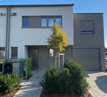 Moderne Doppelhaushälfte in Vaihingen/Enz - Horrheim