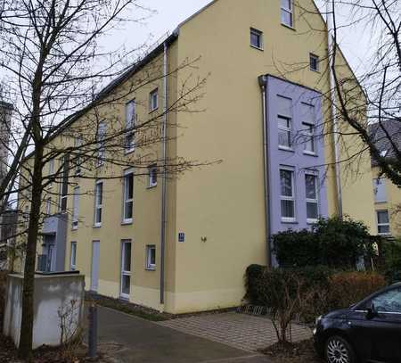 3-Zimmer-Wohnung mit Garten 150 qm in München, Moosach