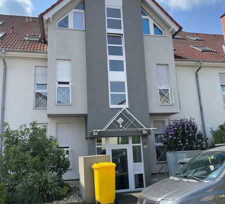 *Schöne Maisonette Eigentumswohnung in HU-Steinheim*