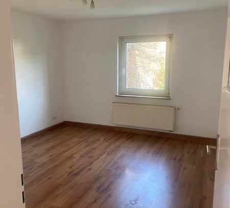 2Zimmer Küche Bad Erdgeschosswohnung mit Balkon und Kellerraum in Frankenthal