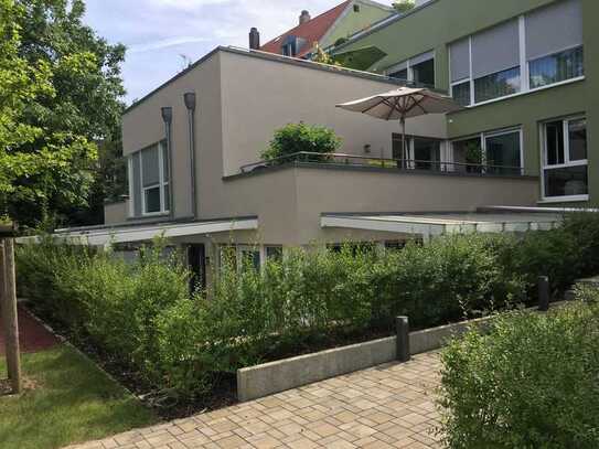 Tolle Terrassenwohnung direkt an den Pegnitzwiesen - 3 Zimmer - 2 Bäder -KfZ-Stellplatz