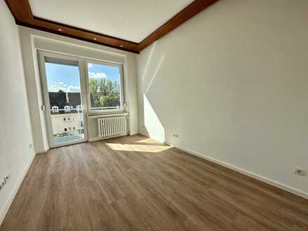 Gemütliche 2-Zimmer-Wohnung mit EBK - Erstbezug nach Sanierung ab sofort
