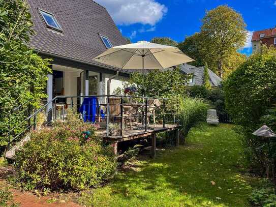 In schönster Lage! Familienhaus im Villengebiet am Bergedorfer Gehölz!