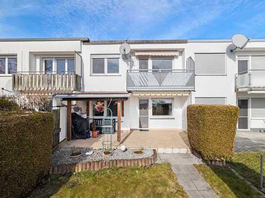 Unverbaute Aussicht! Reihenmittelhaus mit Garten und Balkon in Oberelchingen