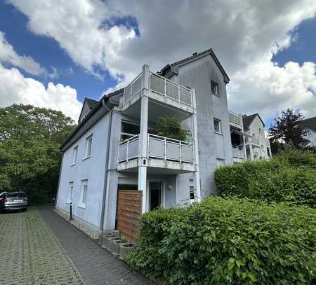 Solingen Wald- Mehrfamilienhaus mit 6 Wohneinheiten und Stellplätzen "Bauskotten"