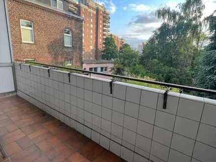 Köln - 3- Zimmerwohnung - mit Balkon