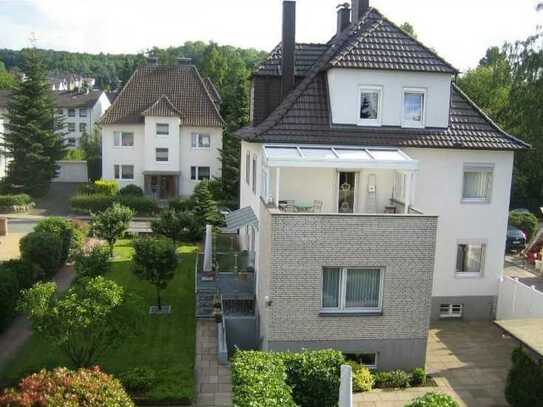 Geräumige Wohnung mit großem überdachten Balkon