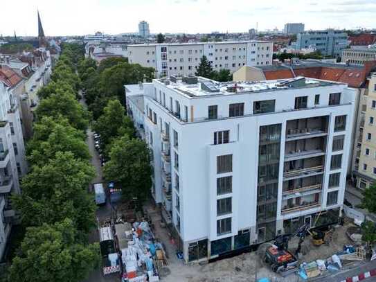 Im Herzen Wilmersdorfs: Großräumige Gewerbeeinheit in modernem Neubau