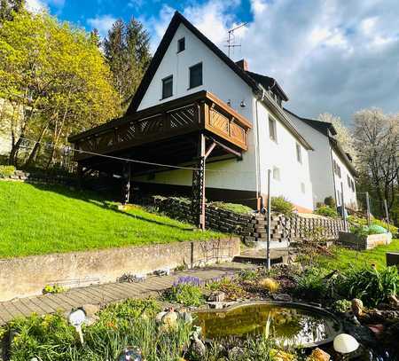 Solides Einfamilienhaus mit großem Grundstück in Rasdorf OT Grüsselbach zu verkaufen