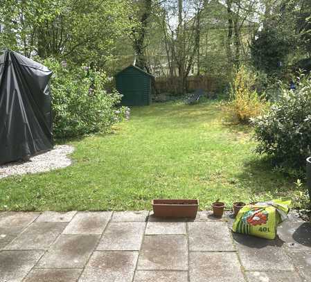 Gemütliches Reiheneckhaus mit Garage im Herzen von Ottbrunn