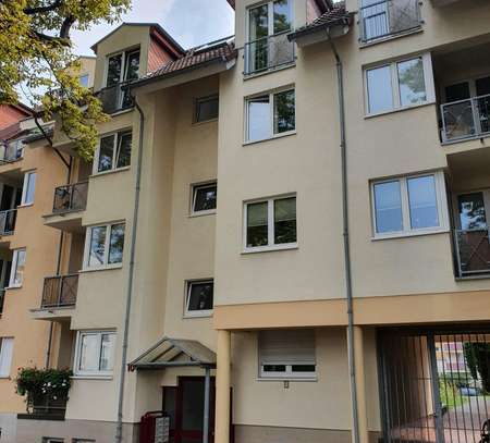 Gemütliches, gut geschnittenes Apartment mit Balkon und Stellplatz!!