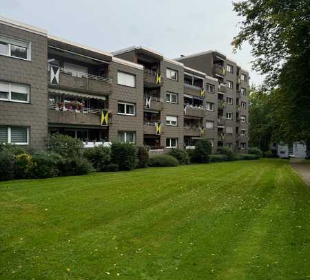 Schöne Erdgeschosswohnung mit Balkon in gepflegter Wohnanlage