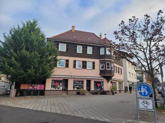 Zwei Häuser als Ensemble in zentraler Innenstadtlage