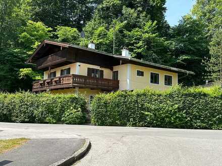 Einfamilienhaus zum sanieren oder zum erweitern in 3 Wohneinheiten in Schönau am Königssee