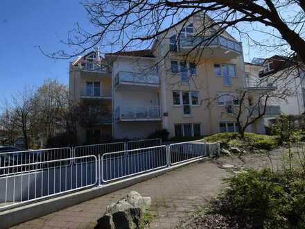 2-Zi-Whg, ruhige Lage Bad Homburg, 70m² Schöner Wohnen m. Balkon, Aufzug zum 2. OG, Architektenhaus