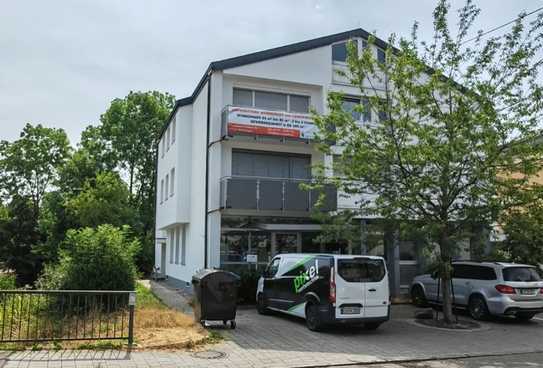 Ladeneinheit in Wohn-und Geschäftshaus in Ostfildern-Scharnhausen-Als Kapitalanlage geeignet
