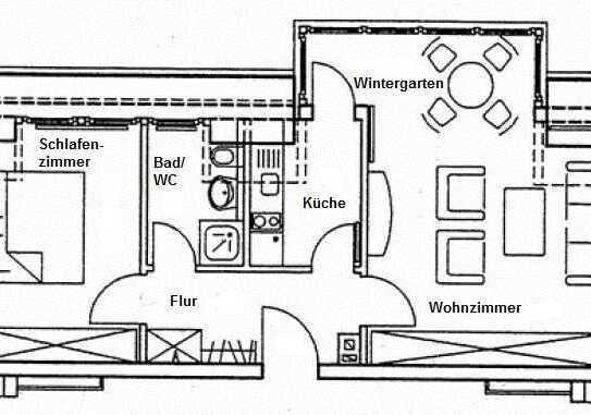 frisch renoviert: Geräumige & helle 2-Zimmer DG Wohnung 50m² Nähe Innenstadt