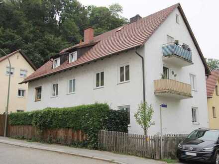 Mehrfamilienhaus mit drei Wohnungen, zentrumsnah gelegen in LA-Achdorf!