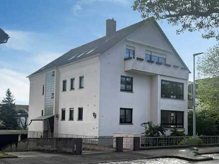 Modern konzipierte 3-Zimmer-Eigentumswohnung mit sonnigem Balkon, Garage in angenehmer Vorortlage