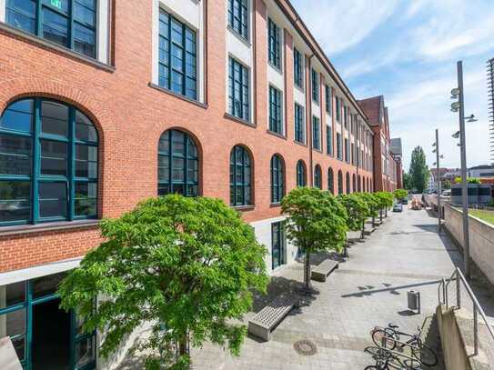 Im historischen Tintenturm wartet ein PROVISIONSFREIES Büro