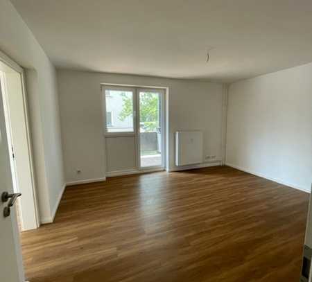 2 Raum Wohnung mit Balkon