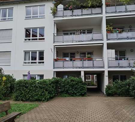 barrierefreie 3- Zimmer EG Wohnung in bester Lage von Bad Cannstatt + Einbauküche + Terrasse + TG