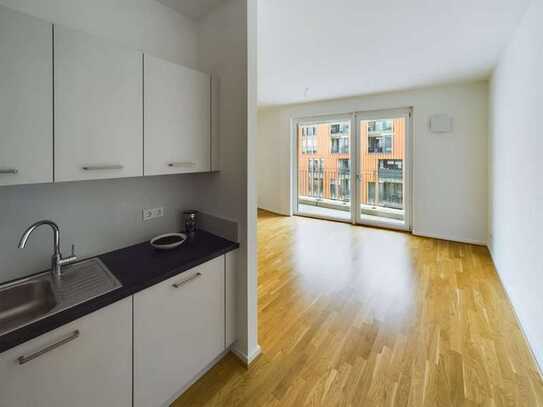 Lichtdurchflutete 2-Zimmer-Wohnung mit Balkon in der Altstadt | MaryAnn