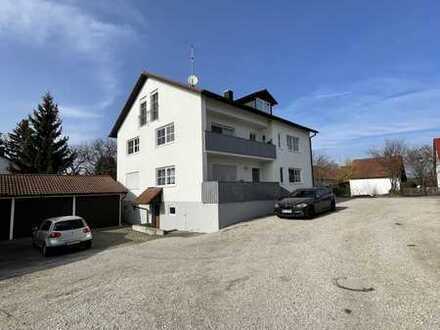 Helle Erdgeschoß Wohnung mit Garage!!!!!!