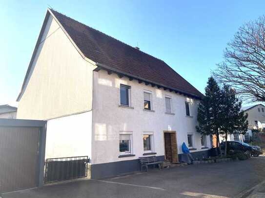 Großes Einfamilienhaus / Mehrgenerationenhaus mit Ausbaureserve