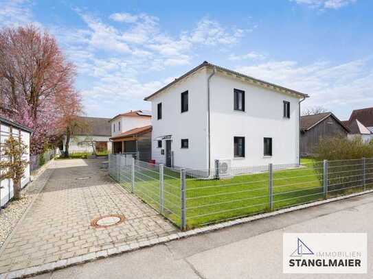 Ländlich und doch stadtnah!
Modernes, energieeffizientes Einfamilienhaus in Marzling/ Hangenham