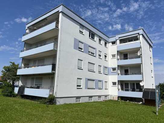 Stilvolle 4-Zimmer-Wohnung mit gehobener Innenausstattung mit Einbauküche in Ochsenhausen