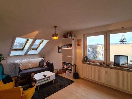 *** Gemütliche Dachgeschoss-Wohnung in Vaihingen/Enz! ***