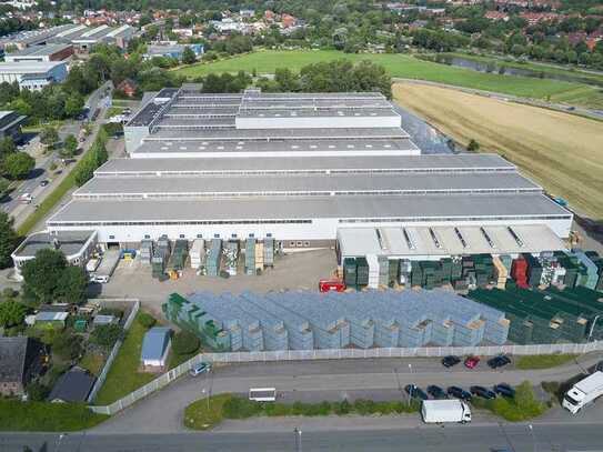 Ihre neue Halle in Buxtehude: Groß, mit Rolltor & preisgünstig