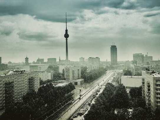 Berlin Mitte Büro mit Panoramablick - shared office with a view