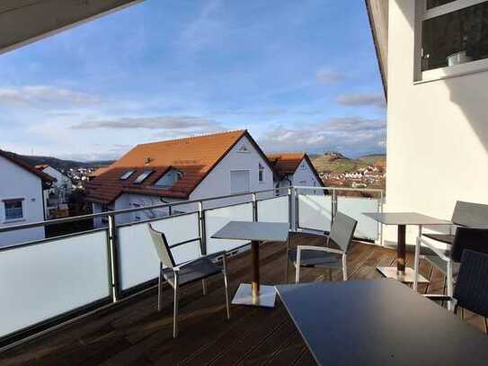 Helle 4 Zimmer- Maisonette-Wohnung in Weinsberg mit Terrasse, Aufzug und 2 Parkplätze