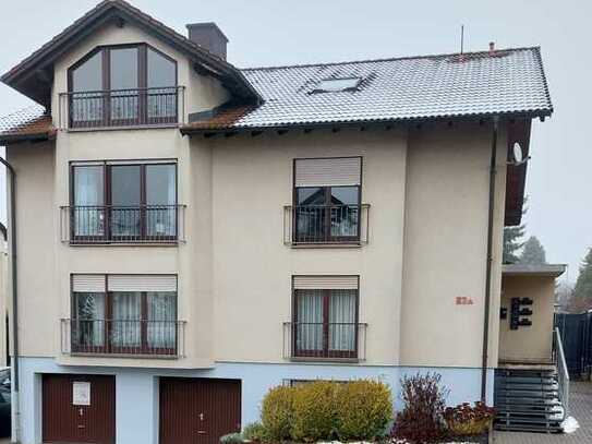 Exklusive, gepflegte 2-Zimmer-Dachgeschosswohnung in Kelkheim (Taunus)