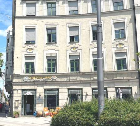 TOP - Altbau-Wohnung direkt am Stiglmaierplatz