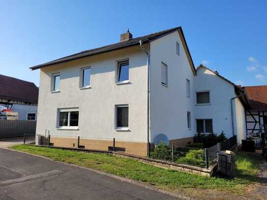 VOR DEN TOREN VON BAD HERSFELD!!! Vierfamilienhaus mit Garagen und großem Grundstück