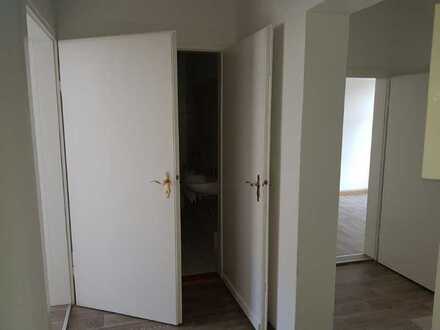 Renovierte 3 Zimmer Wohnung in Crimmitschau
